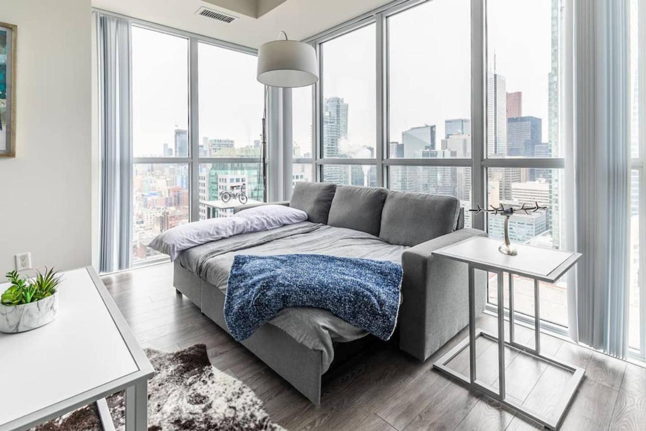 Stunning Views Of Downtown - Luxury High Rise With King Bed! Villa Toronto Exterior photo