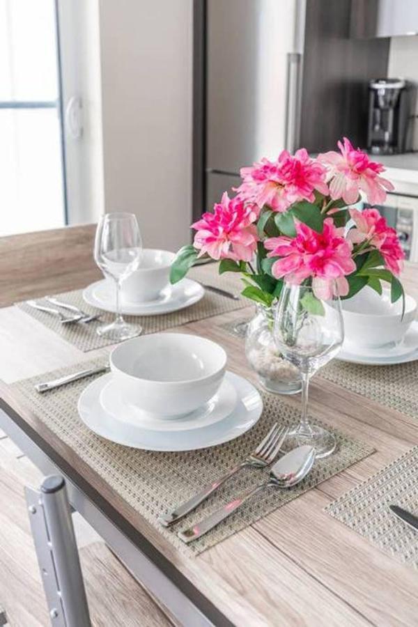 Stunning Views Of Downtown - Luxury High Rise With King Bed! Villa Toronto Exterior photo